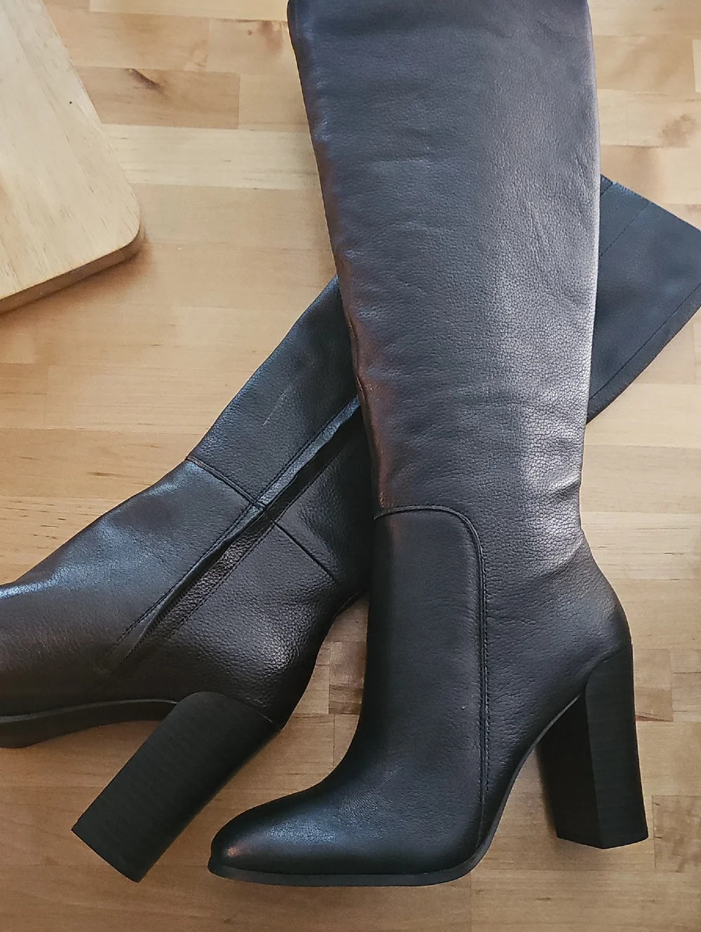 Classic Black Leather Women’s Knee Boot - Elegant Block Heel